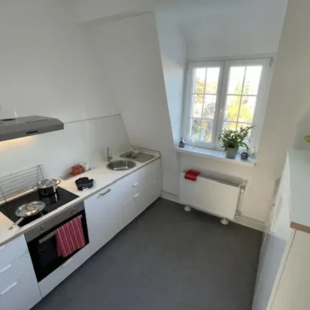 Ruhige Zentral Gelegene Altbauwohnung Appartement